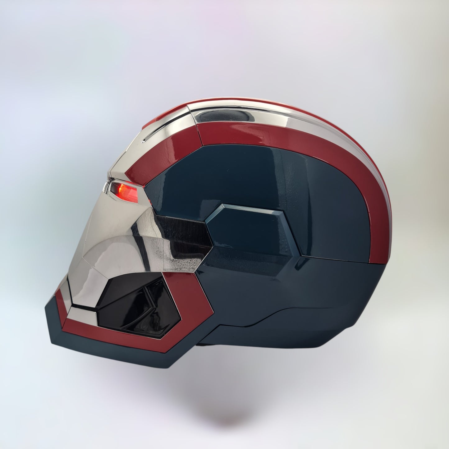 Iron Patriot Helm