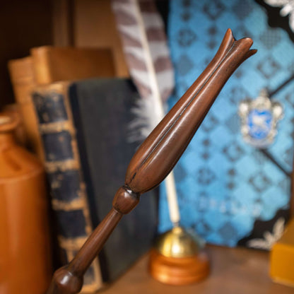 Luna Lovegood Wand in Ollivanders Box