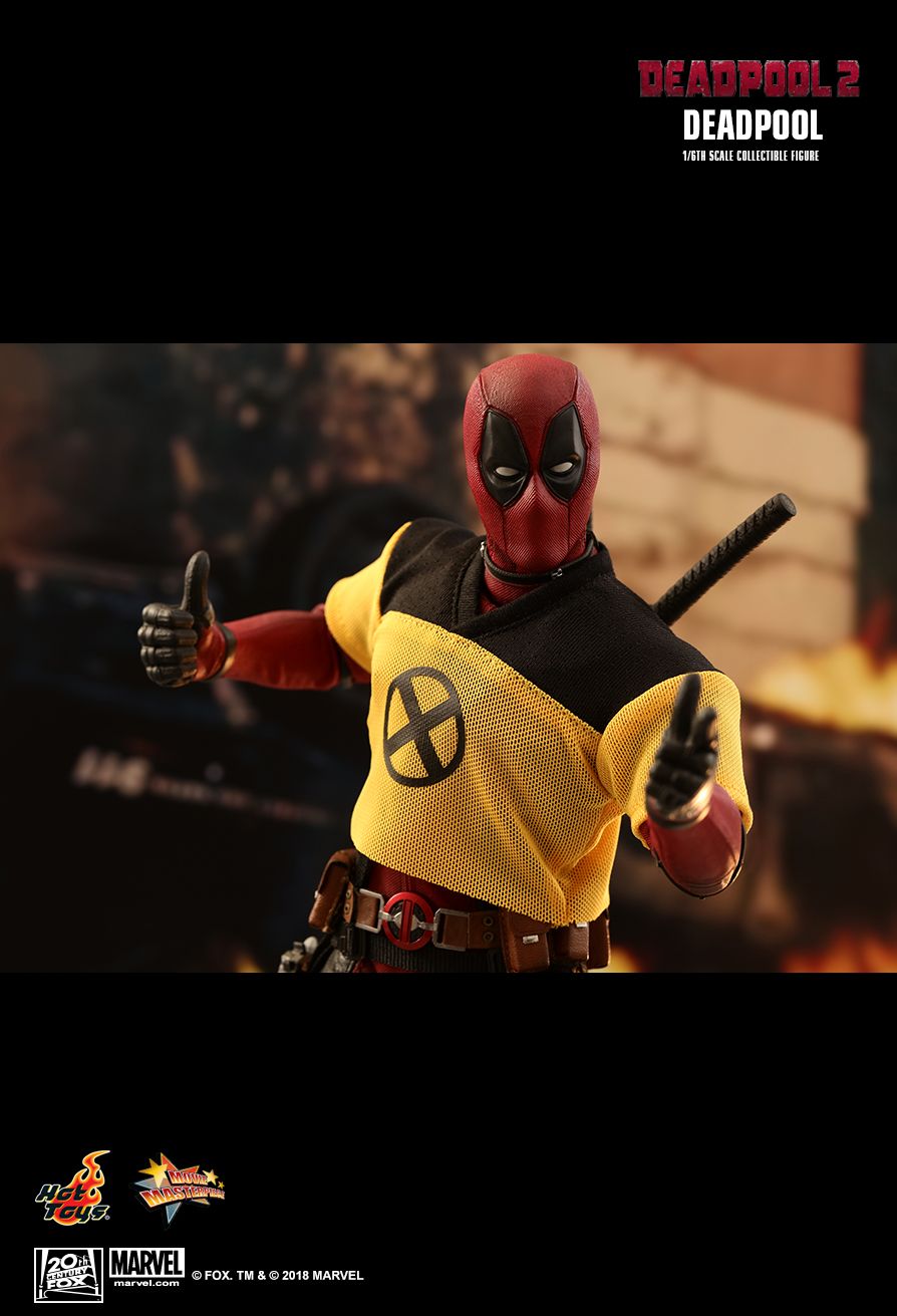 Hot Toys Deadpool 1/6 Scale Action Figure