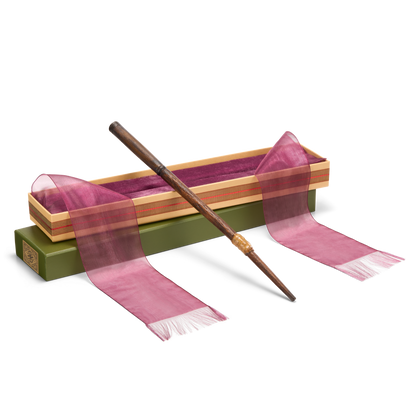 Ron Weasley’s First Wand in Ollivanders Box