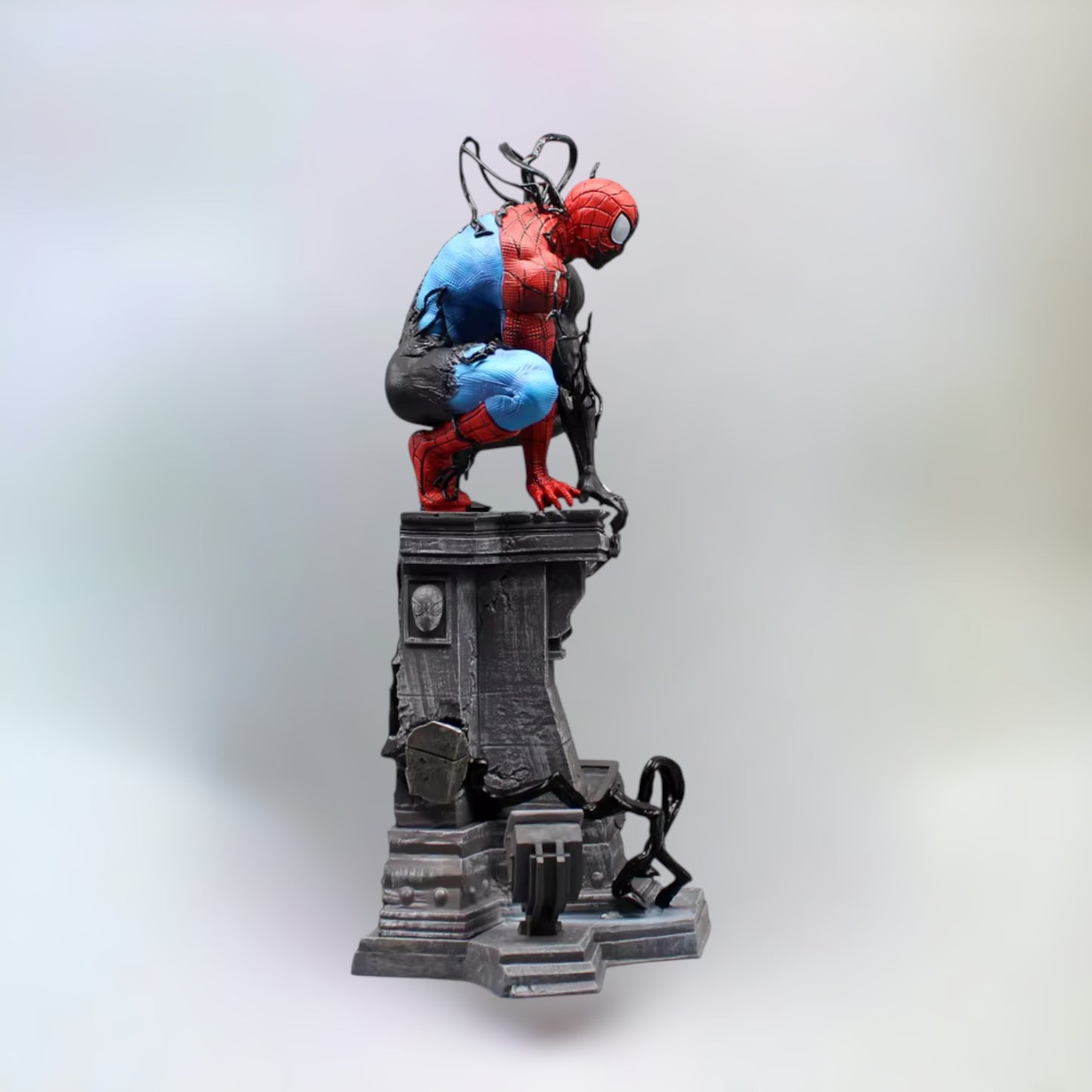 Spiderman Venom Symbiot figure profile view