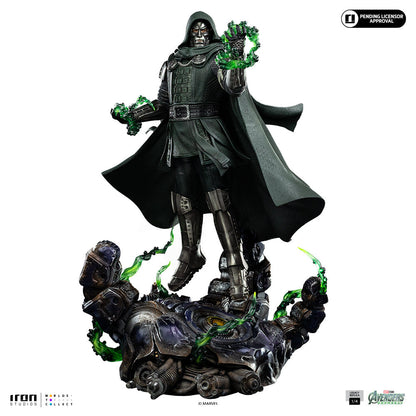 Pre-Order - Statue Doctor Doom - Avengers: Doomsday - Legacy Replica 1/4 - Iron Studios