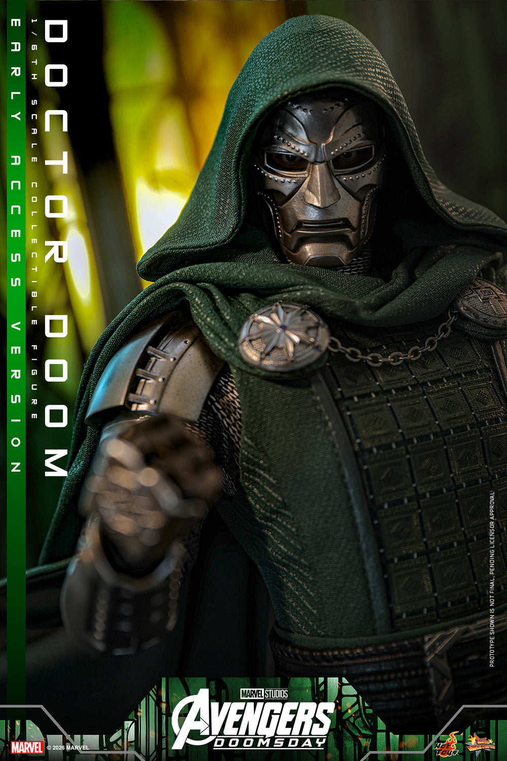 Hot Toys Doctor Doom Avengers Doomsday 1/6 scale figure — armoured suit detail