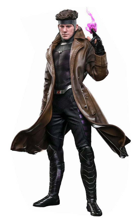 Hot Toys Gambit Avengers Doomsday 1/6 scale figure — front view