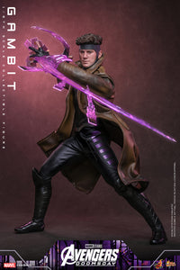 Hot Toys Gambit Avengers Doomsday 1/6 scale figure — bo staves detail