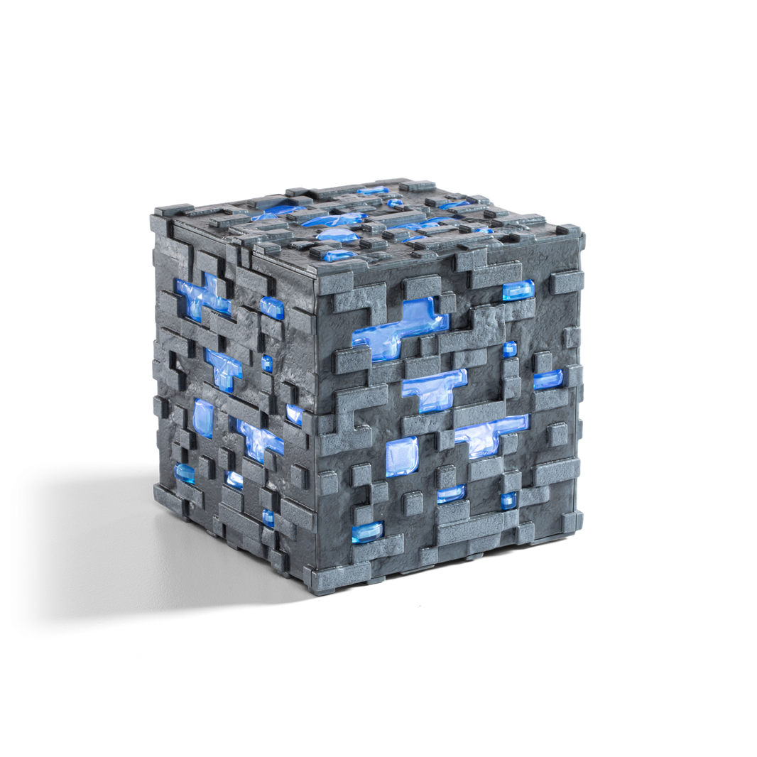Diamond Ore – Illuminating Collector Replica